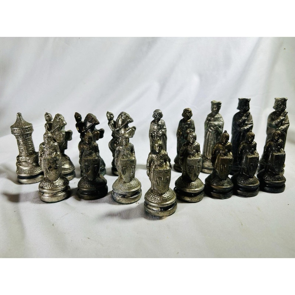 Vintage Peweter Metal Felt Chess Figures King Queen 17 PCS Figurines Collectible